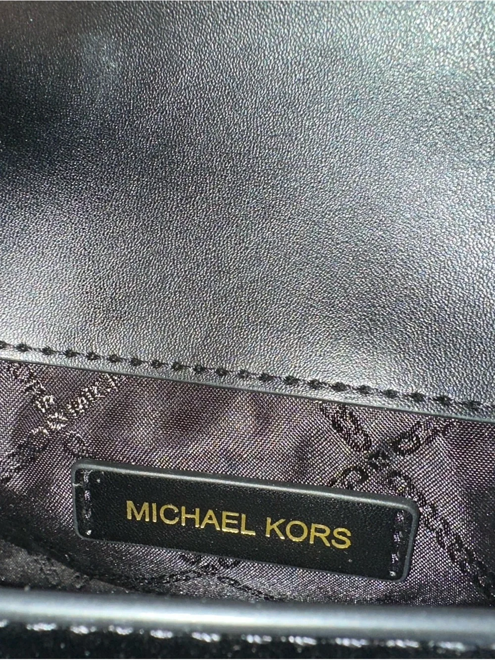 Michael Kors compact michael